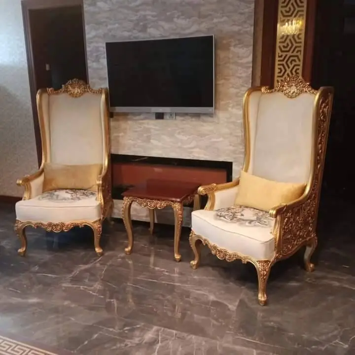 Queen bedroom chairs